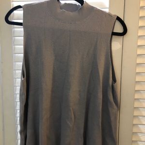 Ann Taylor loft sleeveless sweater